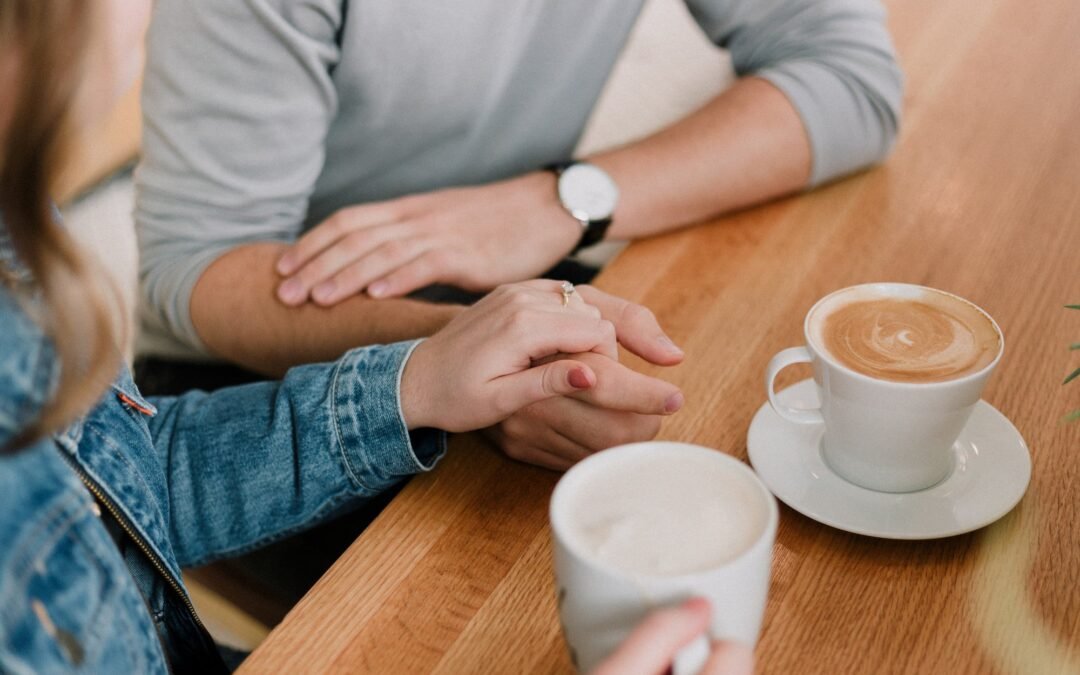 Managing the Impact of Social Media on Your Relationship: An Arkansas Relationship Center Guide